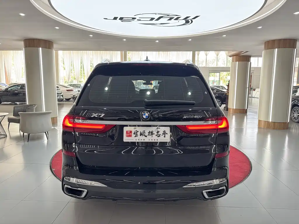 BMW X7 xDrive40 i Premium M Sport Package