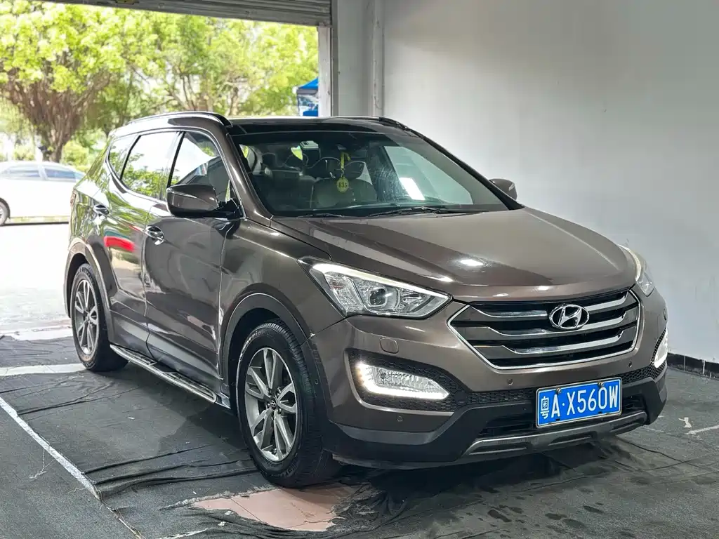 Santa Fe 胜达 2013款 2.0 T 自动四驱尊贵型