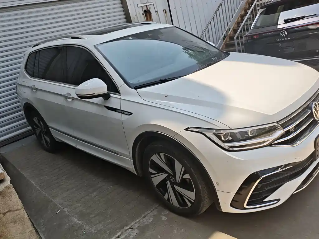 Tiguan L Facelift 380 TSI Auto 4 WD R-Line Premium 7-seat