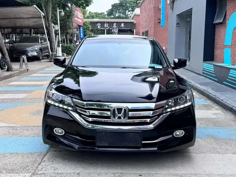 Honda Accord 2.0 L LXS Elite