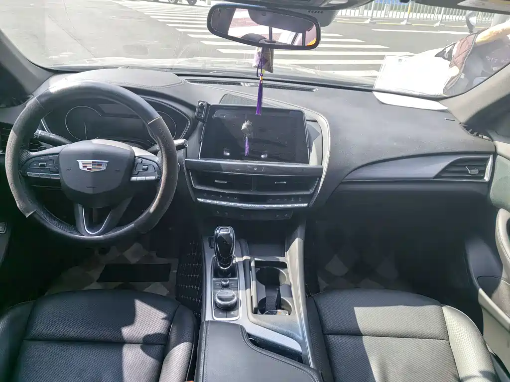 Cadillac CT5 28 T Luxury