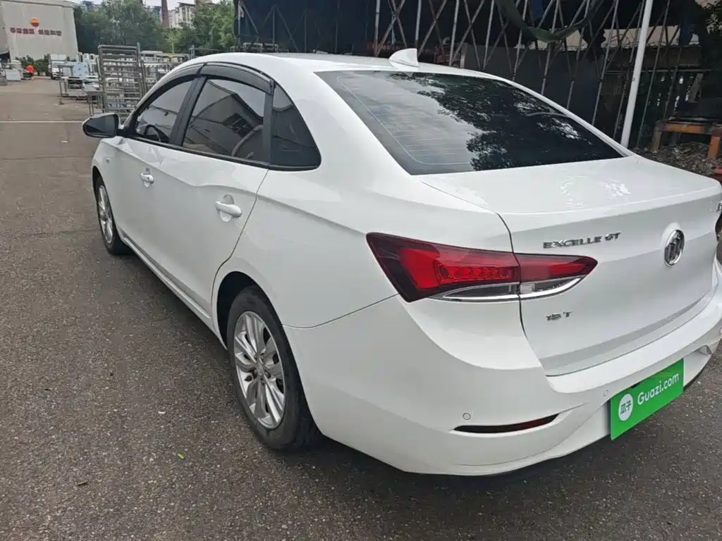 Excelle GT 15 T Manual Elite CN-V