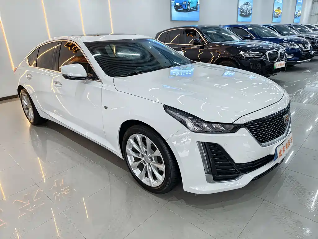 Cadillac CT5 28 T Luxury