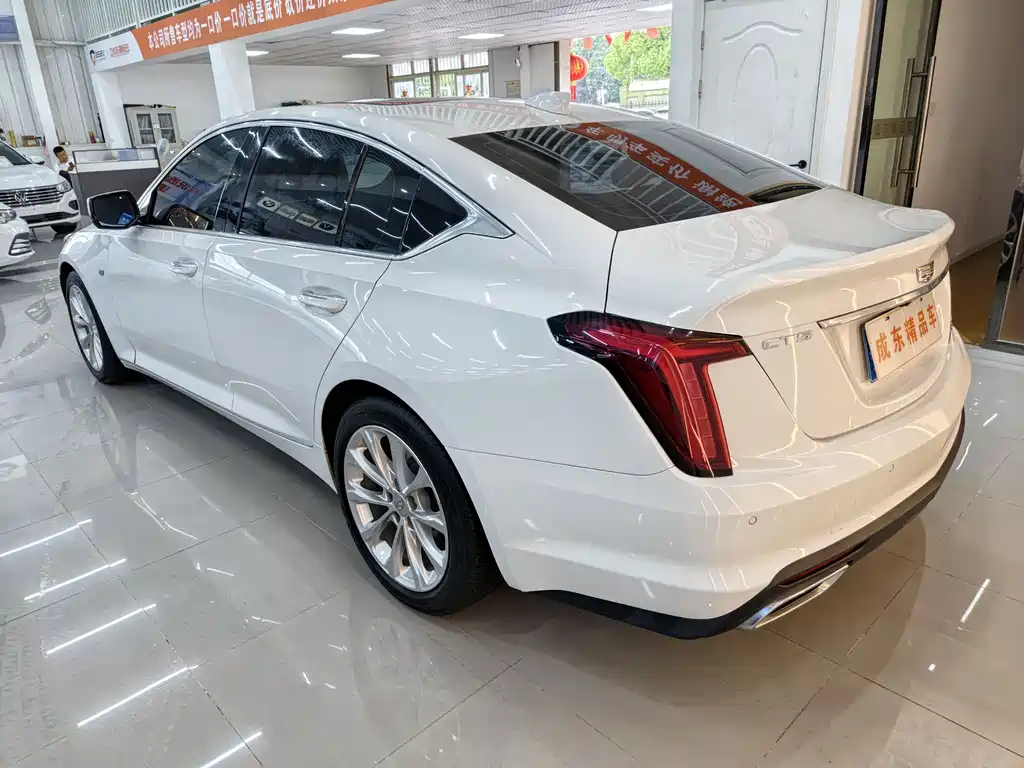 Cadillac CT5 28 T Luxury