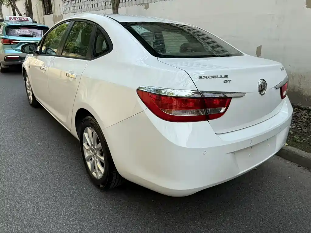 Excelle GT GT 1.6 L Auto Fashion