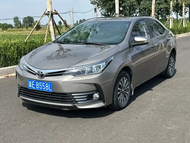 Toyota Corolla Facelift 1.2 T S-CVT GL
