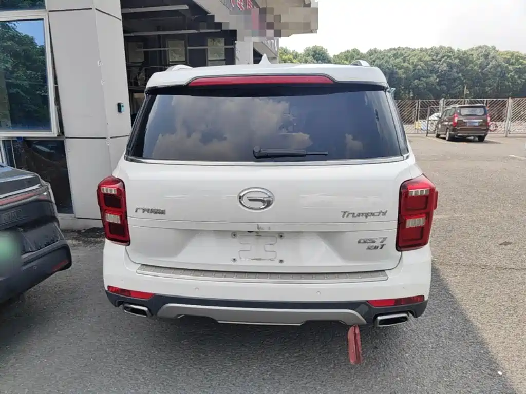 GAC Trumpchi GS7 320 T 2 WD Luxury Connected