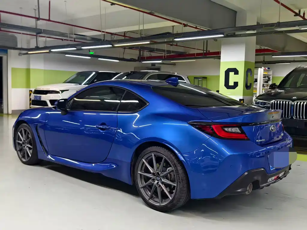 Subaru BRZ 2.4 L Manual