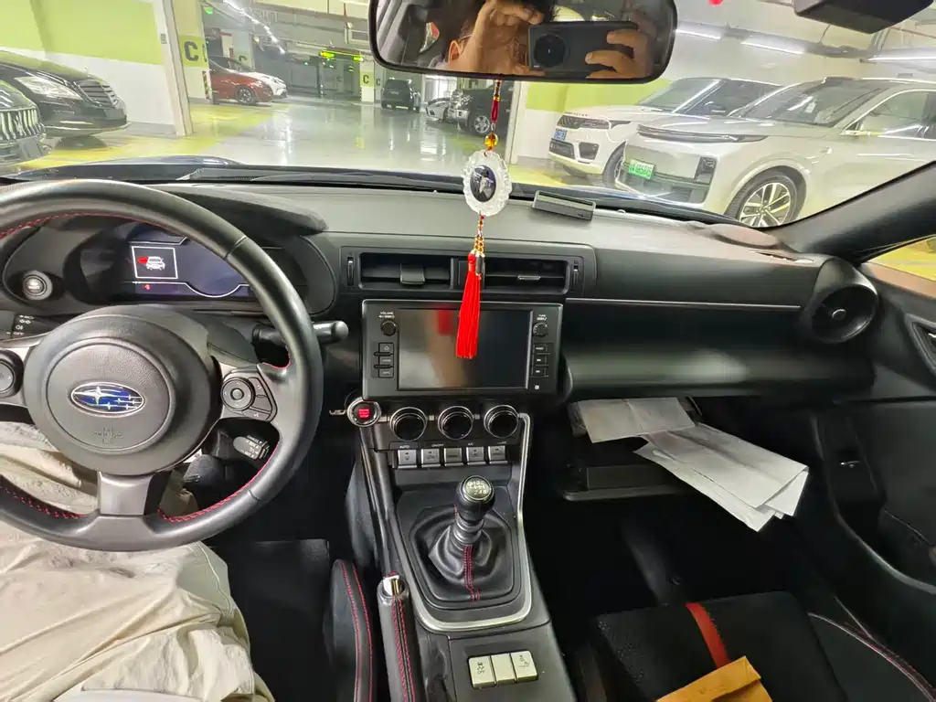 Subaru BRZ 2.4 L Manual