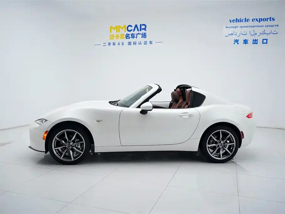 Mazda MX-5 马自达MX-5 2022款 2.0 L 墨规版