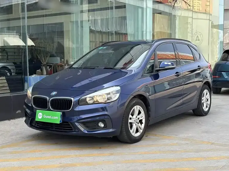 BMW 2 Series Active Tourer 218 i Leading