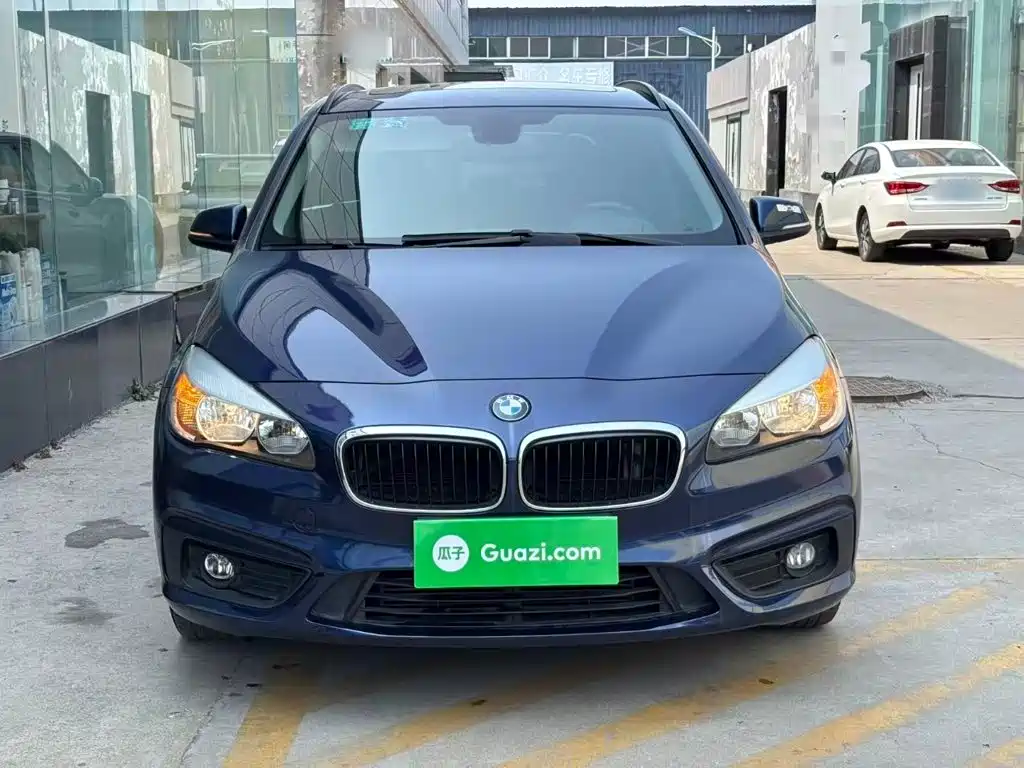 BMW 2 Series Active Tourer 218 i Leading