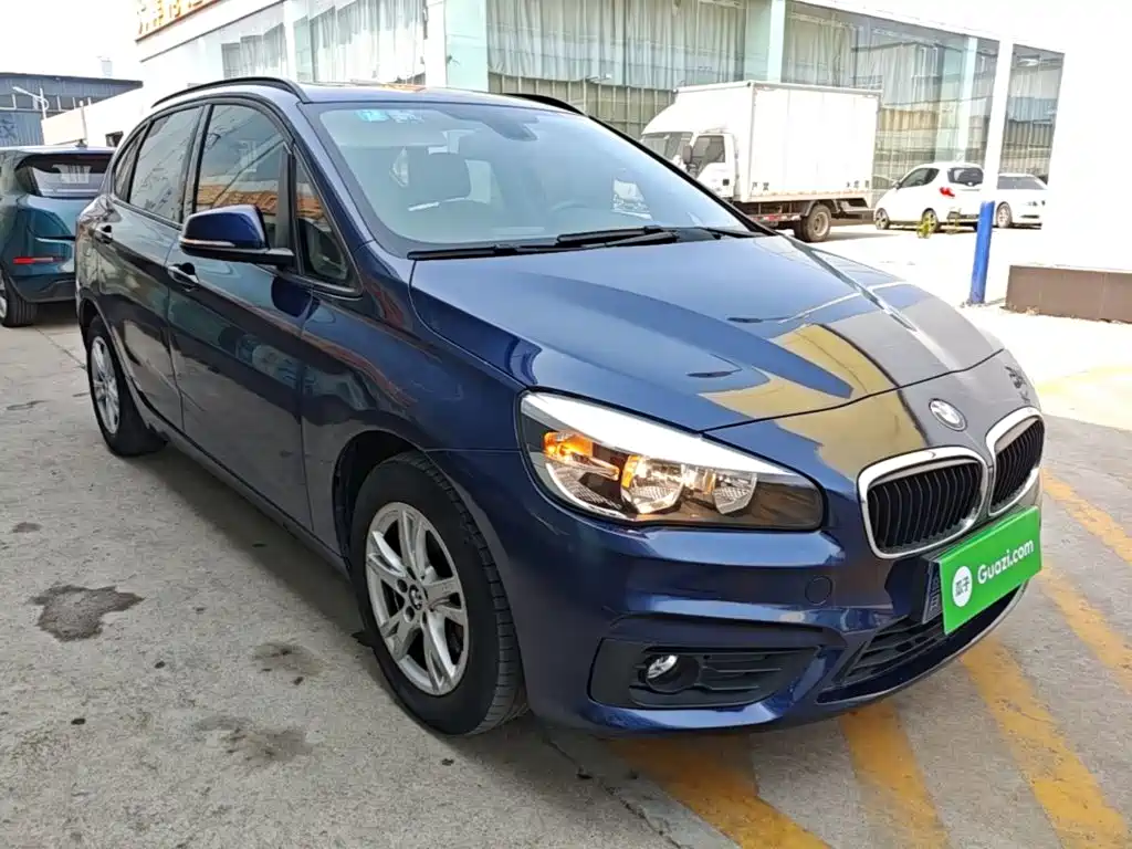 BMW 2 Series Active Tourer 218 i Leading
