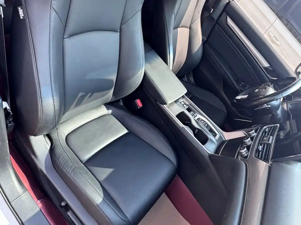 Accord Sharp· Hybrid 2.0 L Sharp Leading CN-VI