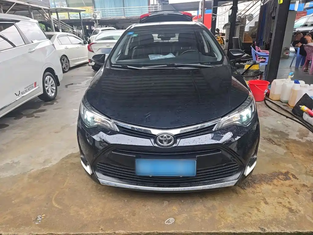 Levin Facelift 185 T CVT Elite CN-V