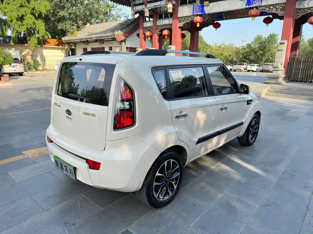 Soul 1.6 L AT Premium