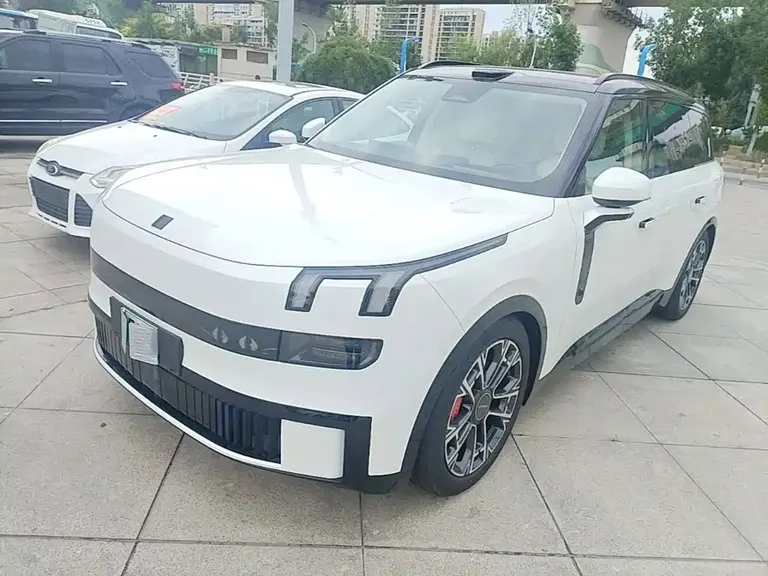 Lynk & Co 900 领克900 2025款 1.5 T Ultra 6座
