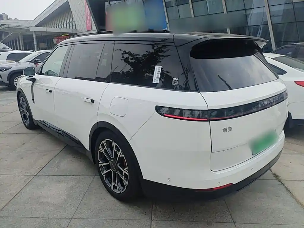 Lynk & Co 900 领克900 2025款 1.5 T Ultra 6座