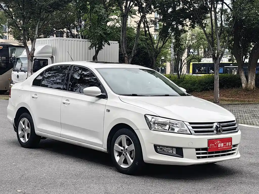 Santana 1.6 L Auto Comfort