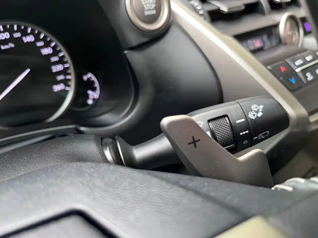 Lexus NX 200 t AWD Sharp Style