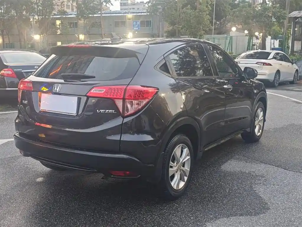 Vezel 1.5 L CVT 2 WD Comfort