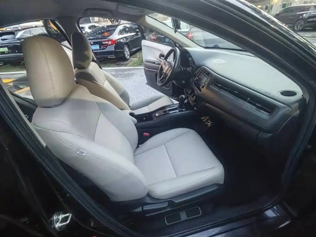 Vezel 1.5 L CVT 2 WD Comfort