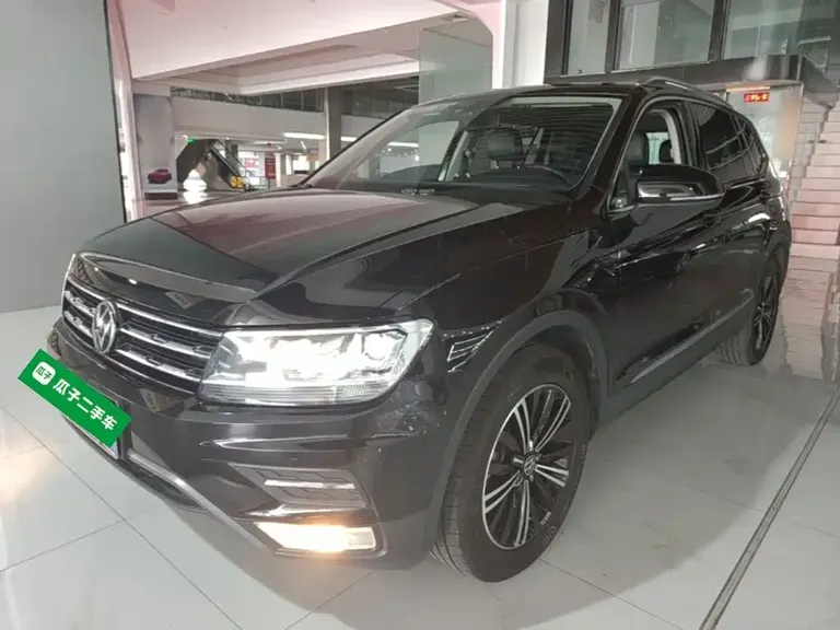 Volkswagen Tiguan L 330 TSI Auto 2 WD Smart Enjoyment
