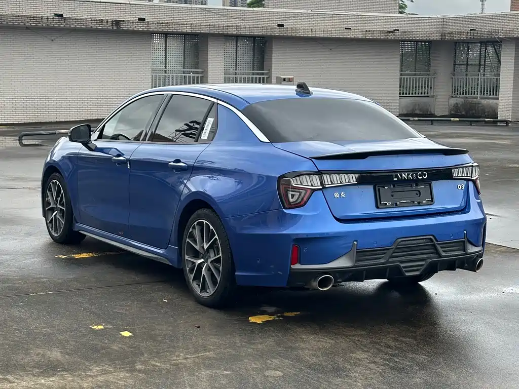 Lynk & Co 03 1.5 TD DCT Power Pro
