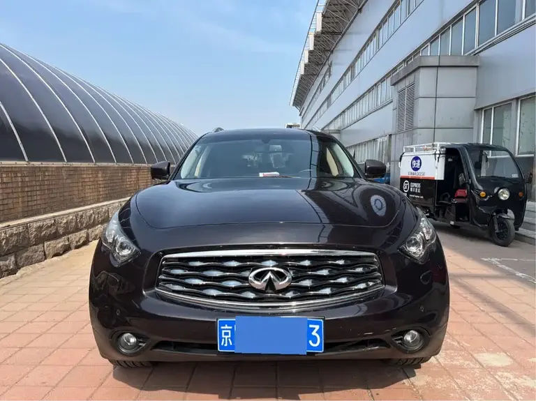 Infiniti FX FX35 Standard