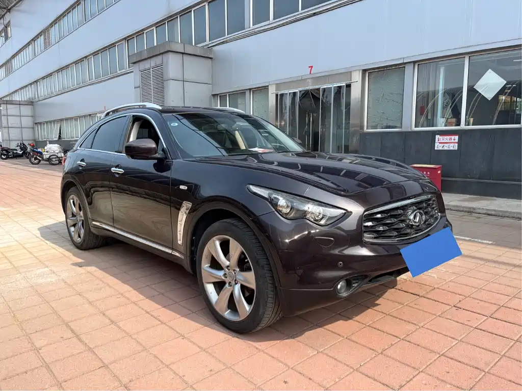 Infiniti FX FX35 Standard