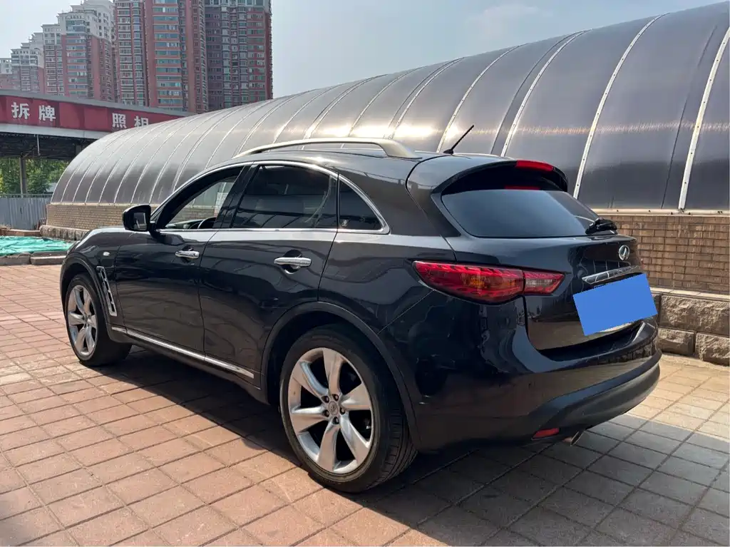 Infiniti FX FX35 Standard