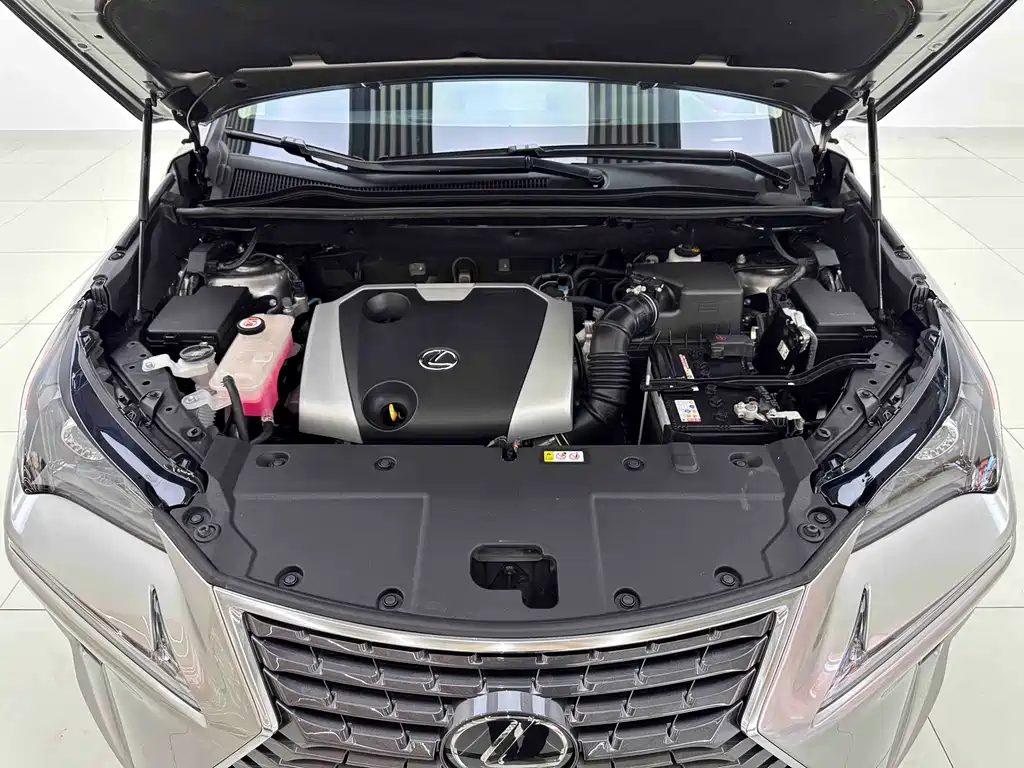 Lexus NX 200 AWD Sharp Style CN-VI