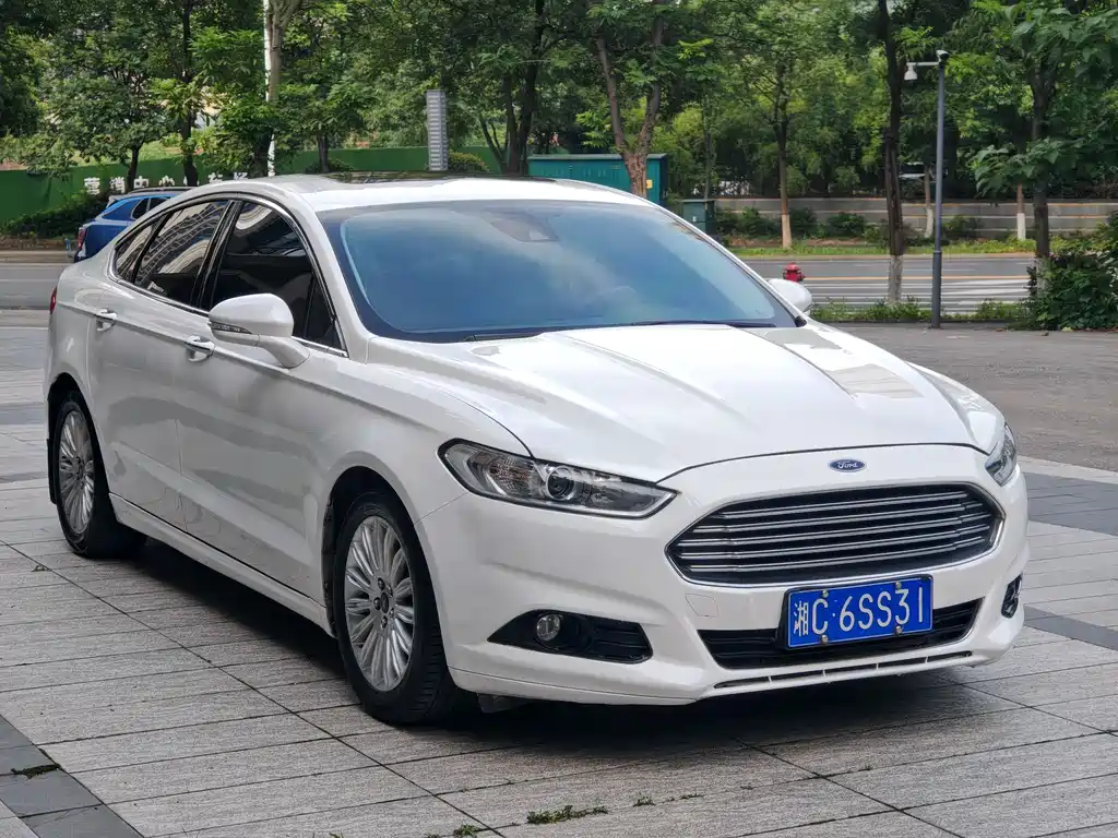 Mondeo 2.0 L GTDi200 Fashion