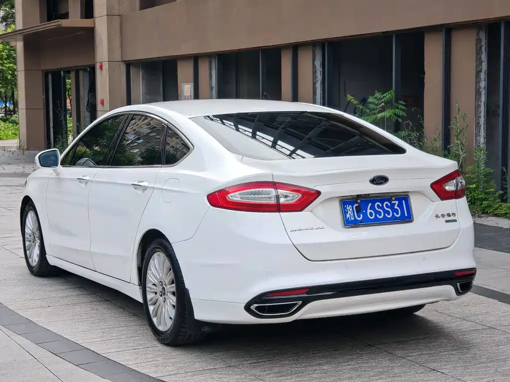 Mondeo 2.0 L GTDi200 Fashion