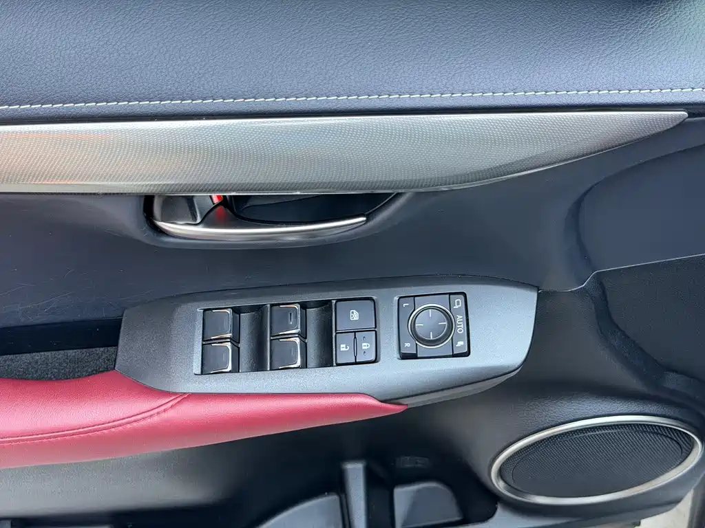 Lexus NX 200 AWD Sharp Style CN-V