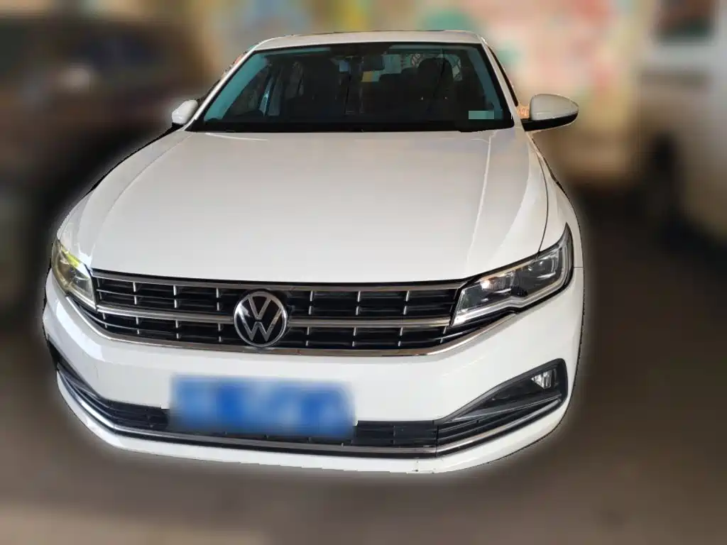 Bora 200 TSI DSG Comfort Connected