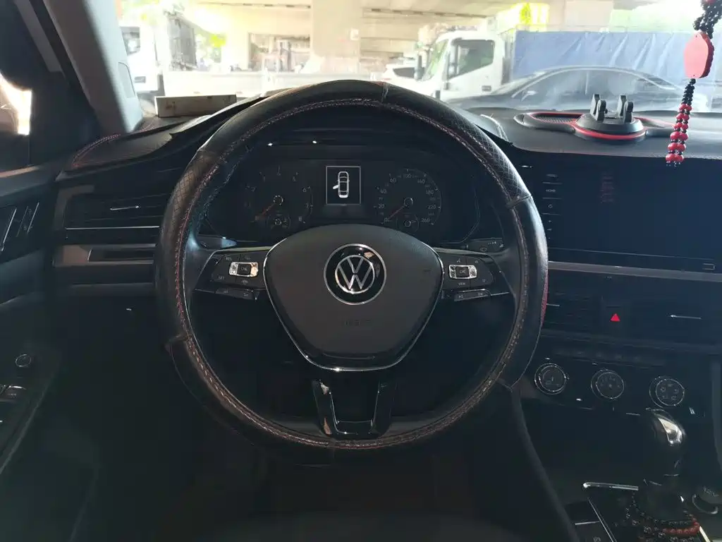 Bora 200 TSI DSG Comfort Connected