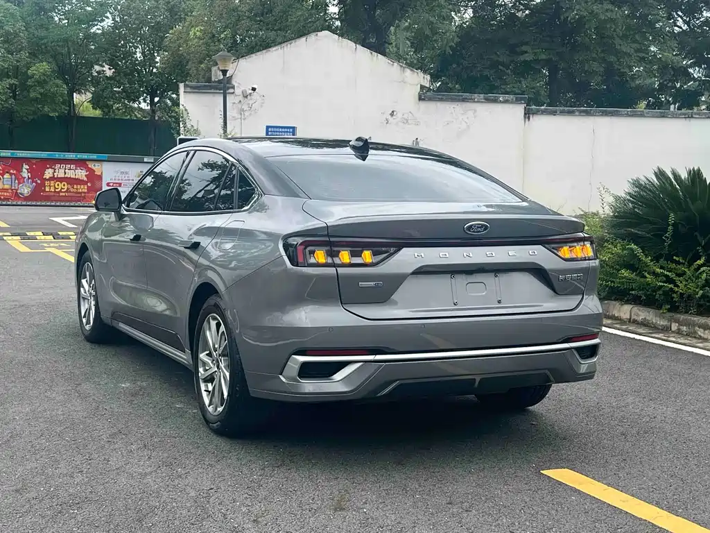 Mondeo EcoBoost 245 Luxury