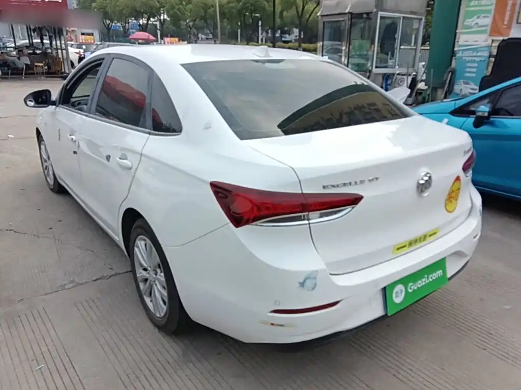 Excelle GT Facelift Exemplary 1.5 L Auto Elite
