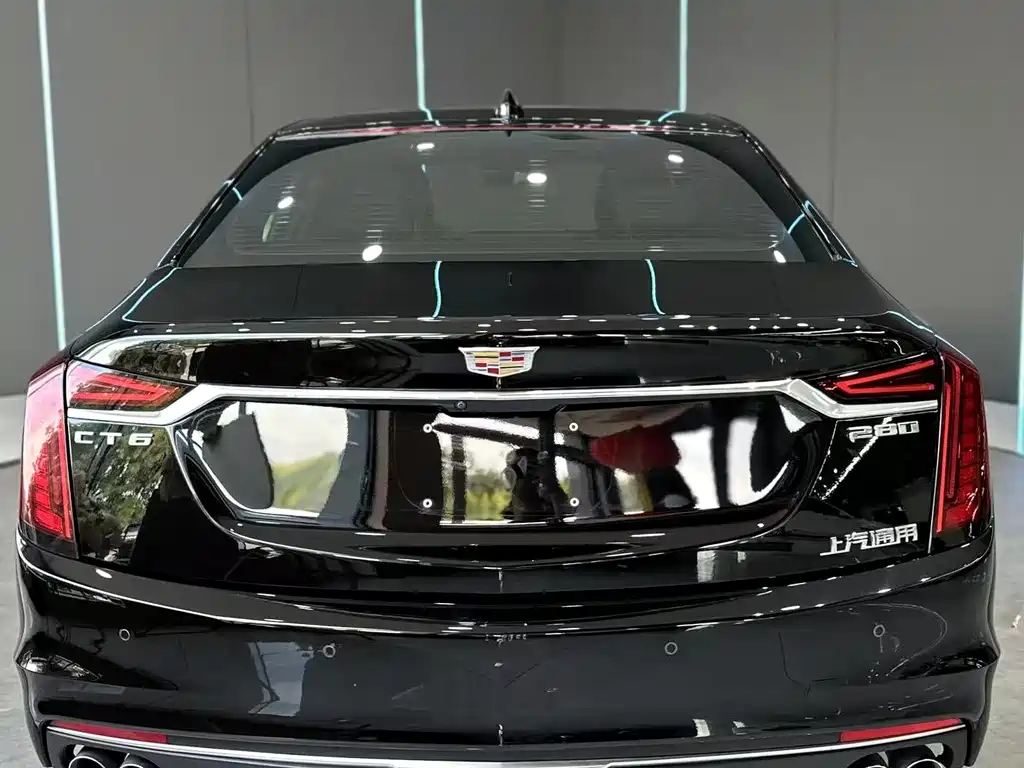 Cadillac CT6 28 T Style