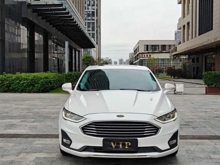 Ford Mondeo EcoBoost 180 Smart Control Fashion CN-VI