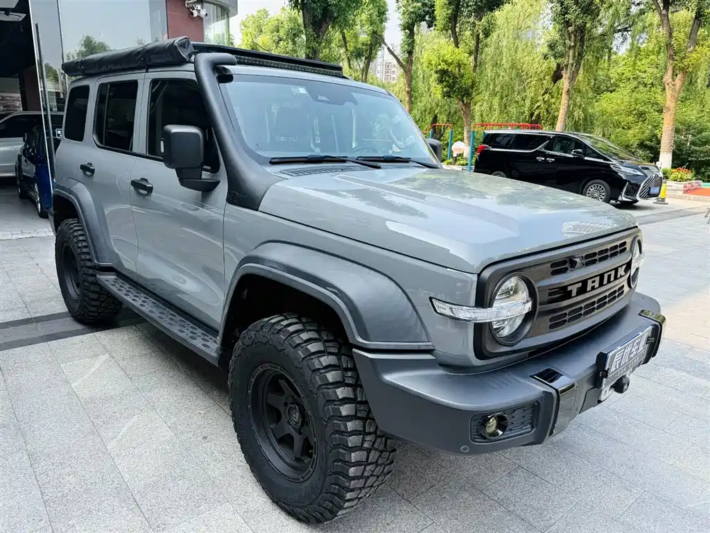 Tank 300 Offroad 2.0 T Conqueror