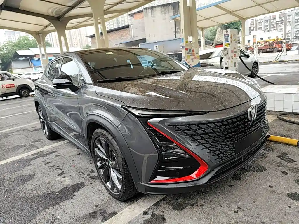 Changan UNI-T 1.5 T Distinguished
