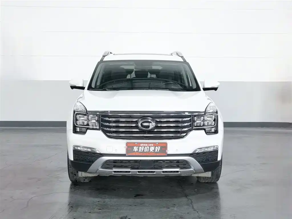 GAC Trumpchi GS8 390 T 2 WD Luxury Connected (7-seat)