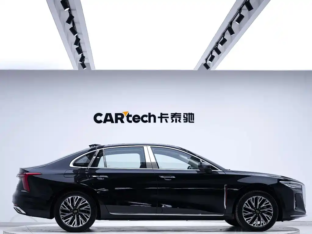 Hongqi H5 2.0 T Auto Flagship Smooth