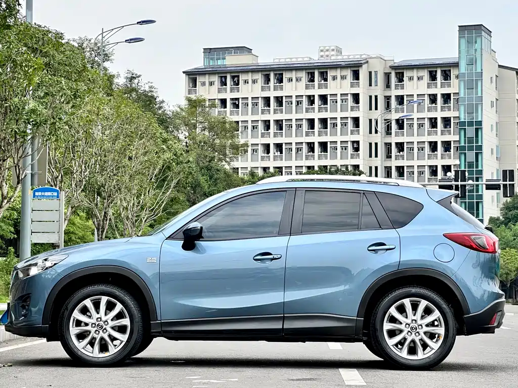 Mazda CX-5 2.5 L Auto 4 WD Distinguished