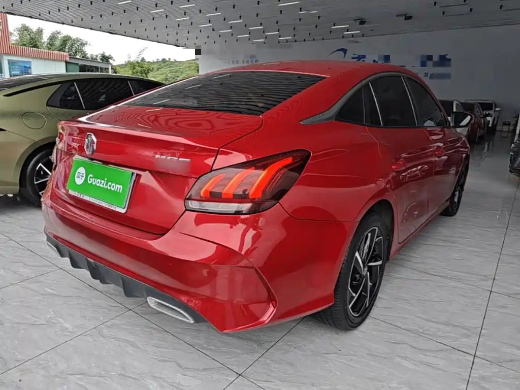 MG5 300 TGI DCT Youth Luxury Flagship