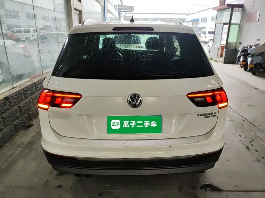 Tiguan L 330 TSI Auto 2 WD Luxury