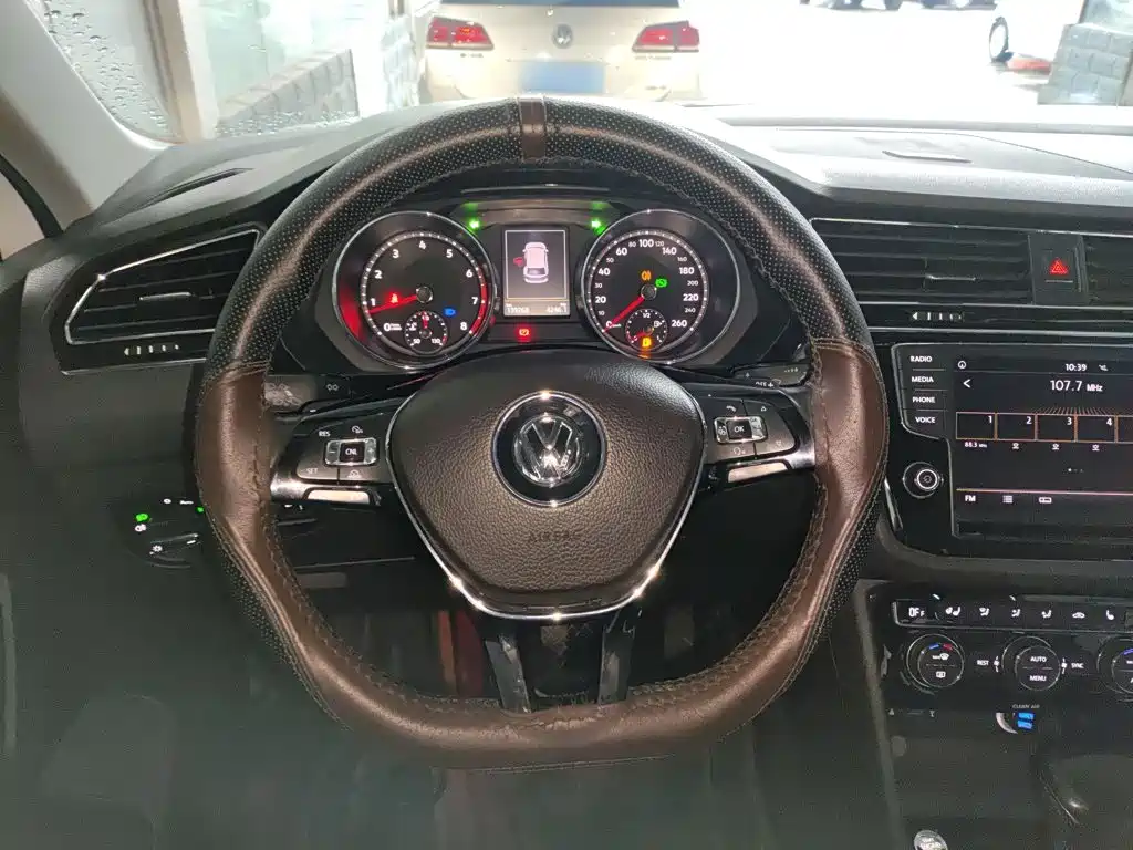 Tiguan L 330 TSI Auto 2 WD Luxury