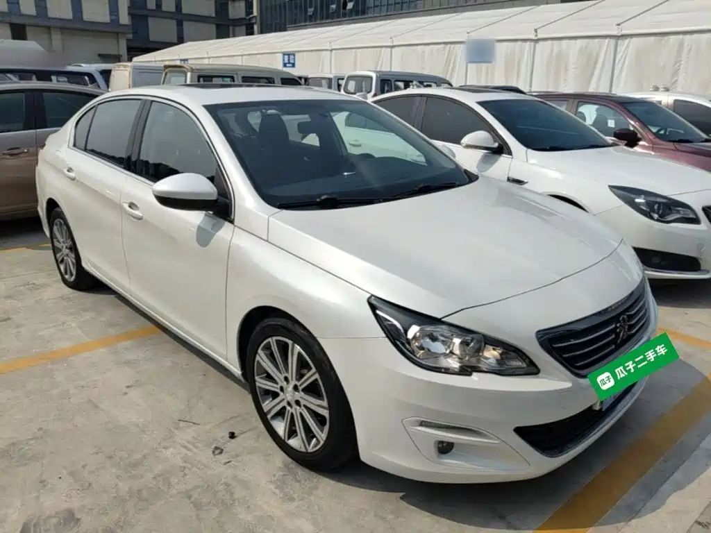 Peugeot 408 1.8 L Auto Luxury